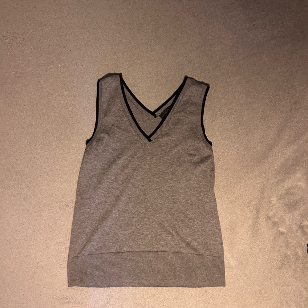 Ann Taylor Gray Fitted Tank Top